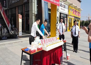 走進(jìn)特殊教育學(xué)校，為孩子們打造快樂時(shí)光 　